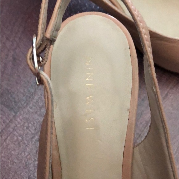 Heels - Picture 3 of 3